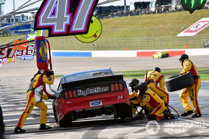 Michael McDowell, Front Row Motorsports, Ford Mustang FR8 Auctions