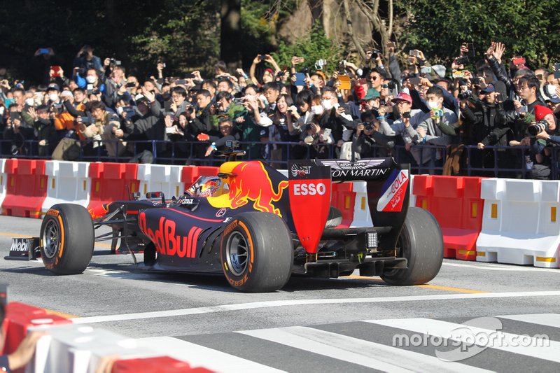 Red Bull Tokyo Gösteri Sürüşü