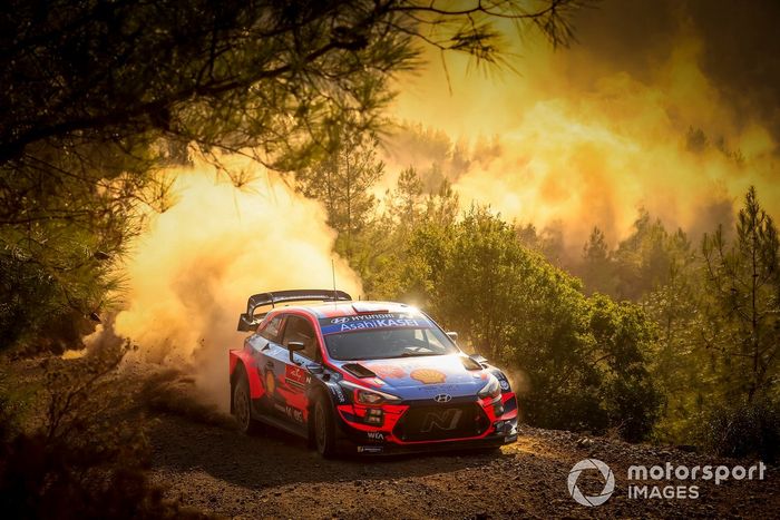 Sébastien Loeb, Daniel Elena, Hyundai Motorsport Hyundai i20 Coupe WRC