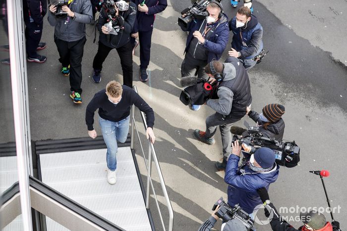 Nico Hulkenberg, Racing Point, llega al circuito