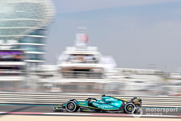 Sebastian Vettel, Aston Martin AMR22