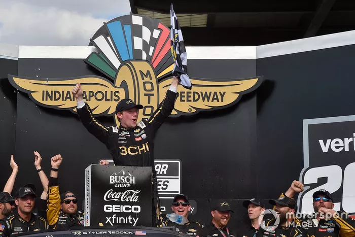 Ganador de la carrera Tyler Reddick, Richard Childress Racing, Chevrolet Camaro