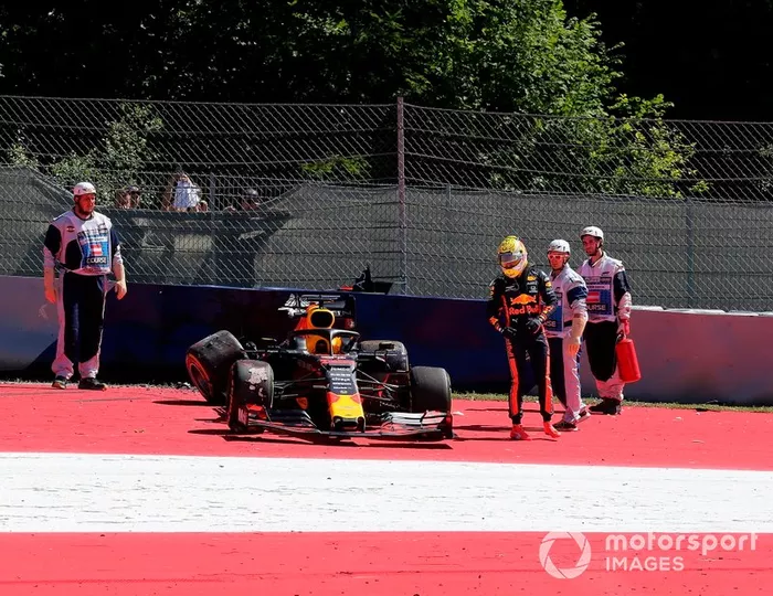 Choque de Max Verstappen, Red Bull Racing RB15
