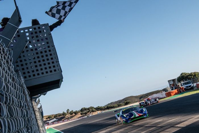 #47 Cetilar Racing, Ferrari 488 GTE Evo: Giorgio Sernagiotto, Roberto Lacorte, Antonio Fuoco