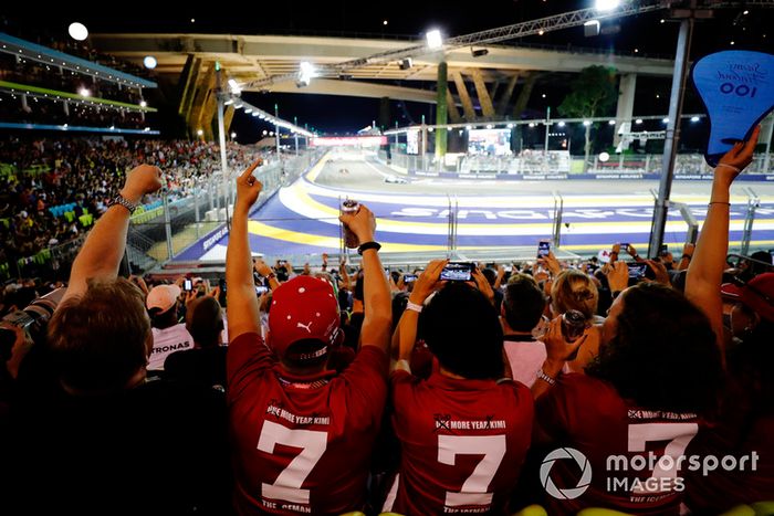 Acción al inicio del GP de Singapur