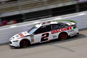 Brad Keselowski, Team Penske, Ford Fusion Discount Tire