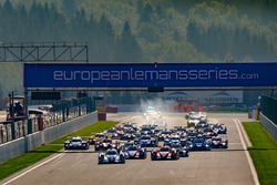 Start: #21 Dragonspeed, Oreca 07 - Gibson: Henrik Hedman, Nicolas Lapierre, Ben Hanley leads