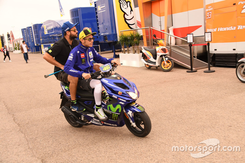 Валентино Россі, Yamaha Factory Racing