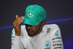 Basın toplantısı: Lewis Hamilton, Mercedes AMG F1