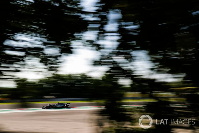 Santino Ferrucci , Haas F1 Team VF-17