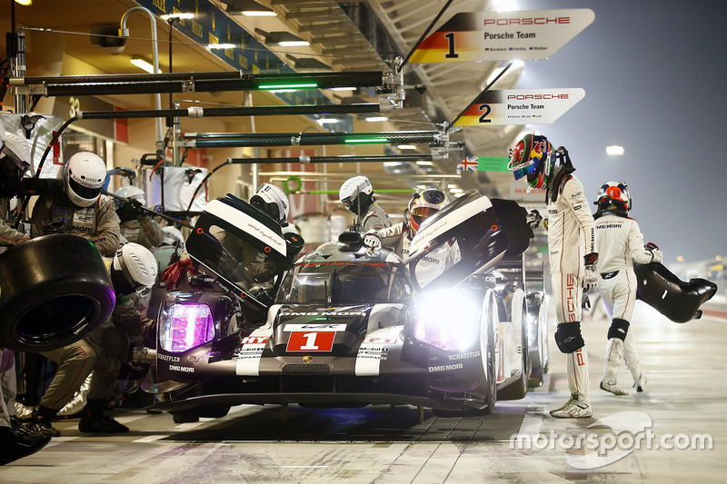 7. Тимо Бернхард, Марк Уэббер, Брендон Хартли, Porsche 919 Hybrid