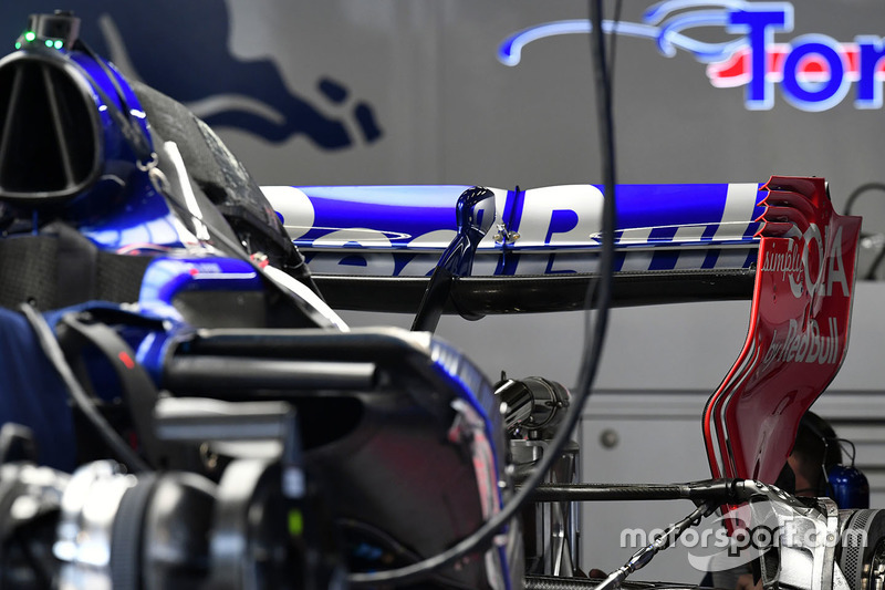 Détail de l'aileron arrière de la Scuderia Toro Rosso STR12