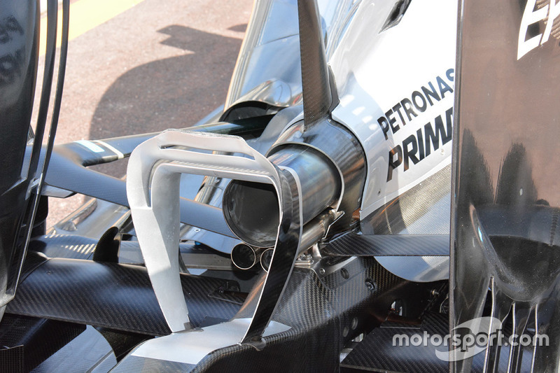 Mercedes AMG F1 W07, Monkey-Seat