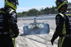 Charlie Kimball, Chip Ganassi Racing Chevrolet, pit action