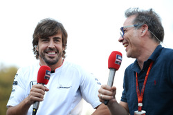 Фернандо Алонсо, McLaren, и Жак Вильнев