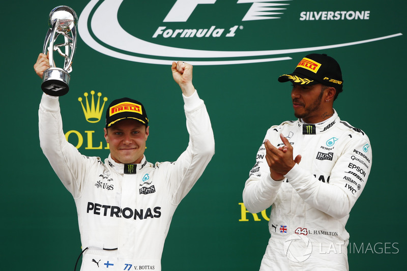 Ganador Lewis Hamilton, de Mercedes AMG F1, segundo lugar Valtteri Bottas, Mercedes AMG F1