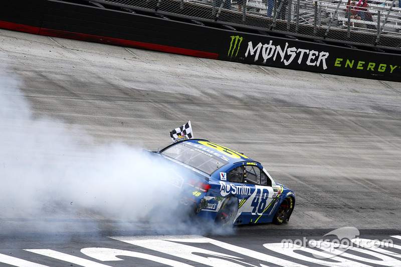 Bristol (Tennessee): Jimmie Johnson (Hendrick-Chevrolet)