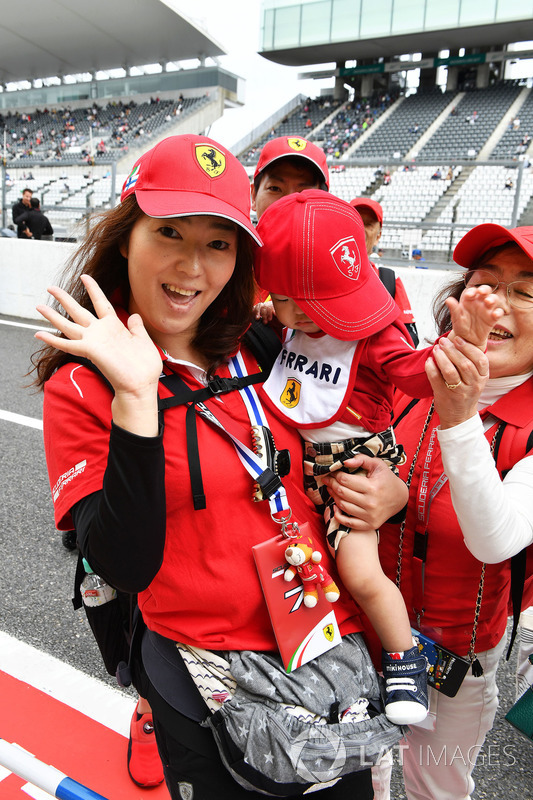 Ferrari fans