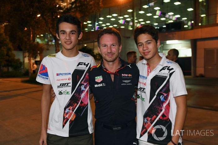 Daniel Frost, ganador de la carrera de F4 en que todos los coches se quedaron sin combustible, Christian Horner, director del equipo Red Bull Racing