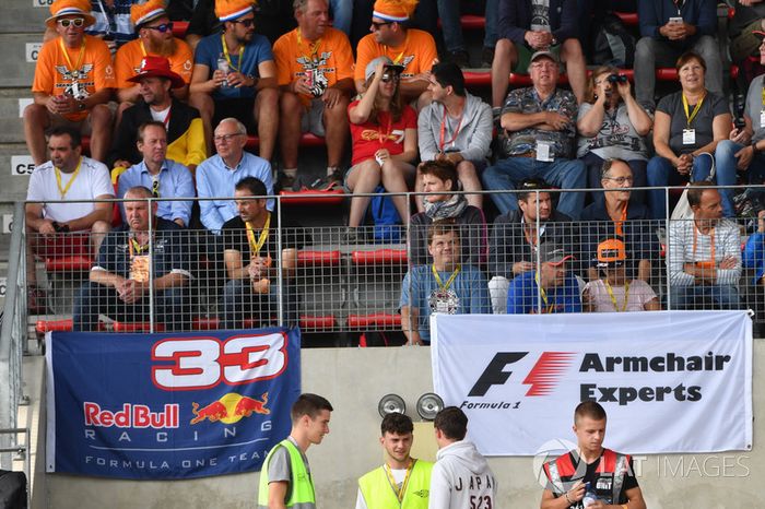 Max Verstappen, Red Bull Racing fans