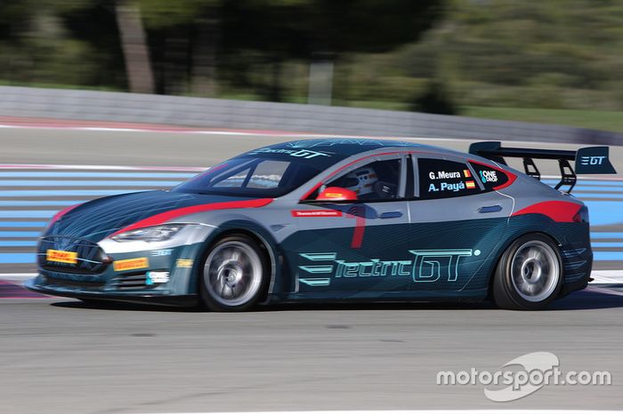 El Tesla Model S P85  en Paul Ricard