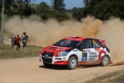 Harry Bates, John McCarthy, Toyota Corolla S2000