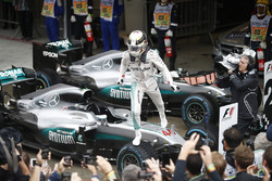 Льюис Хэмилтон, Mercedes AMG F1