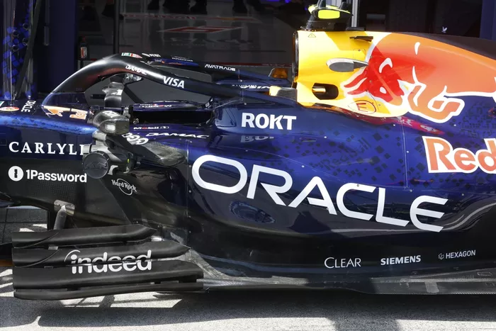 التفاصيل الفنية لـ Redbull