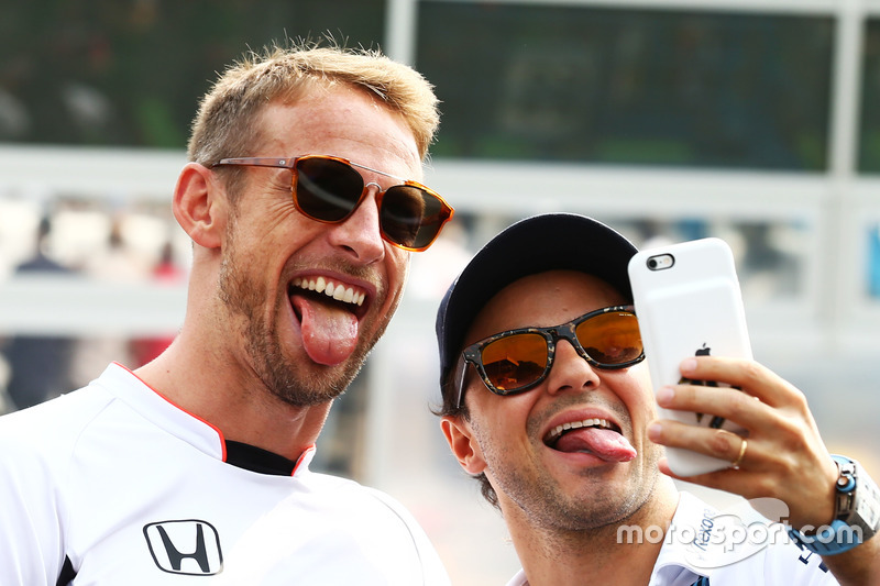 (L to R): Jenson Button, McLaren with Felipe Massa, Williams on the drivers parade