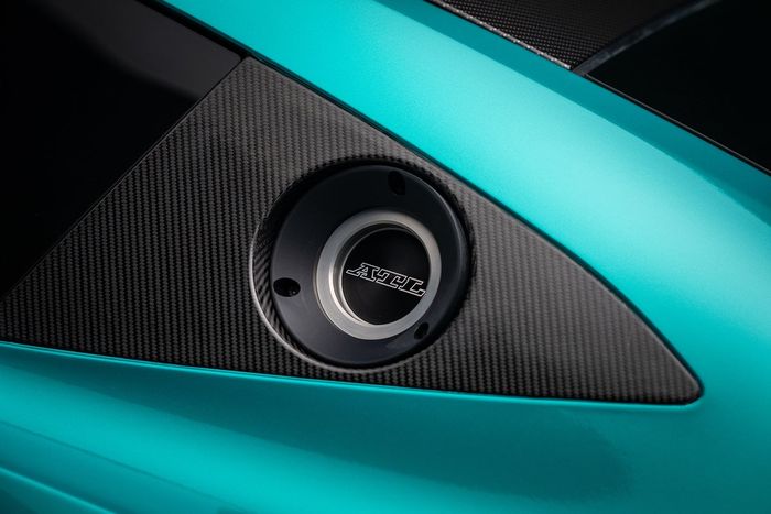 Aston Martin Vantage GT4