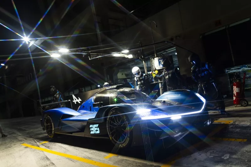 Alpine A424