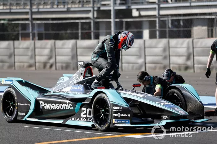 Mitch Evans en su Panasonic Jaguar Racing, Jaguar I-Type 3