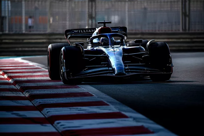 Logan Sargeant, Williams FW44 