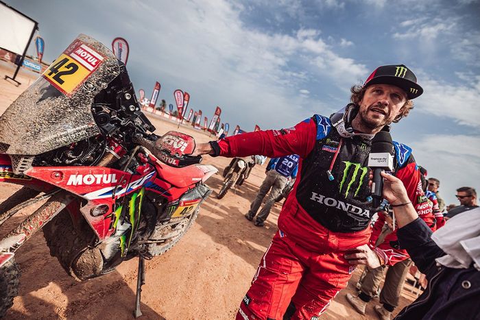 #42 Monster Energy Honda Team: Adrien Van Beveren