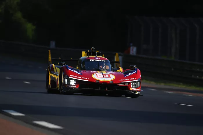 #51 AF Corse Ferrari 499P: Alessandro Pier Guidi, James Calado, Antonio Giovinazzi