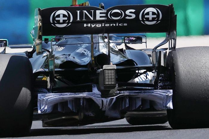 Detalle del difusor del Mercedes W12