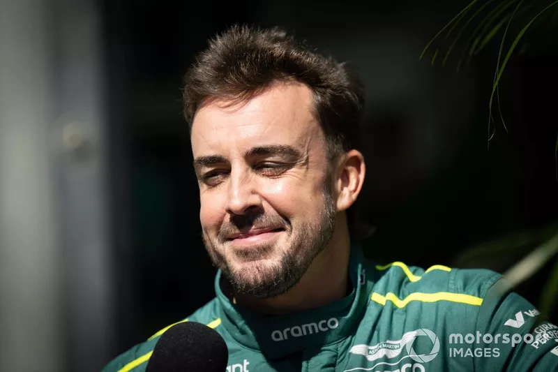 Fernando Alonso, Aston Martin F1 Team 