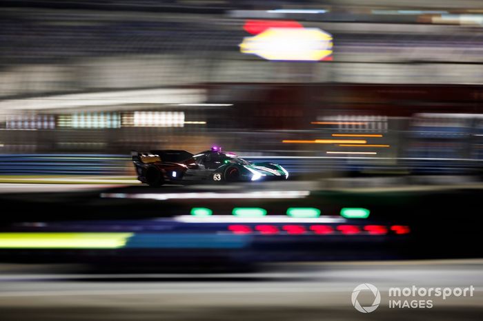 #63 Automobili Lamborghini Squadra Corse Lamborghini SC63: Mirko Bortolotti, Romain Grosjean, Daniil Kvyat, Edoardo Mortara