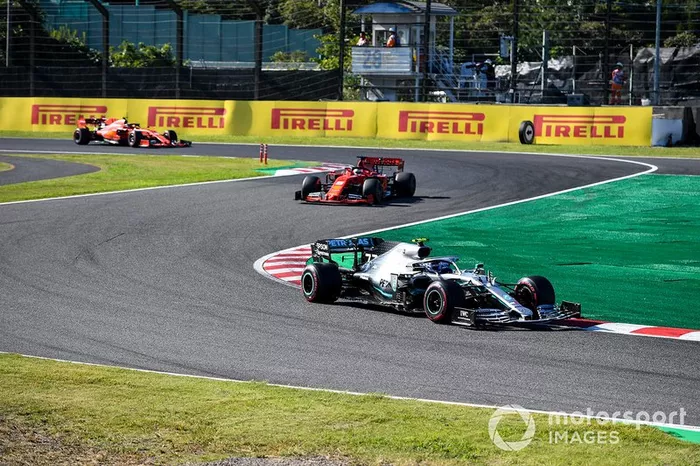 Valtteri Bottas, Mercedes AMG W10 leads Sebastian Vettel, Ferrari SF90 and Charles Leclerc, Ferrari SF90 