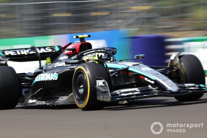 Lewis Hamilton, Mercedes F1 W15