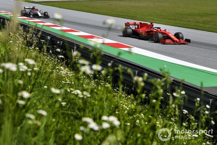 Sebastian Vettel, Ferrari SF1000, Kimi Raikkonen, Alfa Romeo Racing C39