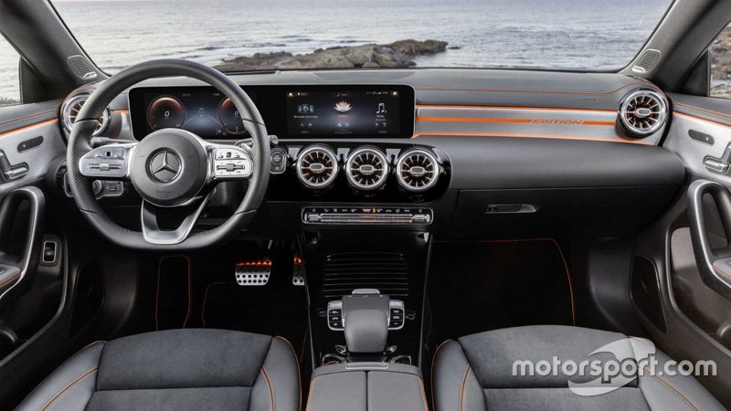 Mercedes CLA 2020 року