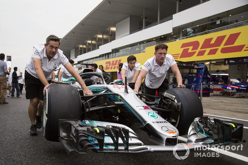 Mercedes AMG F1 W09