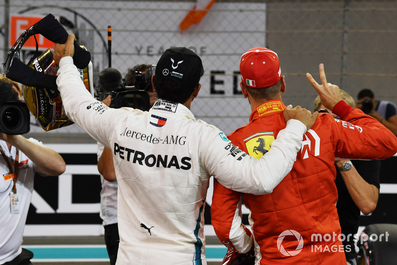Льюис Хэмилтон, Mercedes AMG F1, и Себастьян Феттель, Ferrari