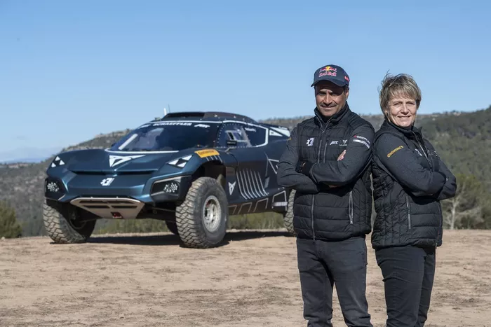 Nasser Al-Attiyah, Jutta Kleinschmidt, Cupra Tavascan 