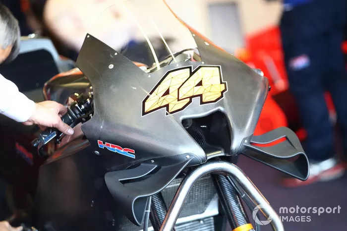 Detalle de la moto Honda MotoGP