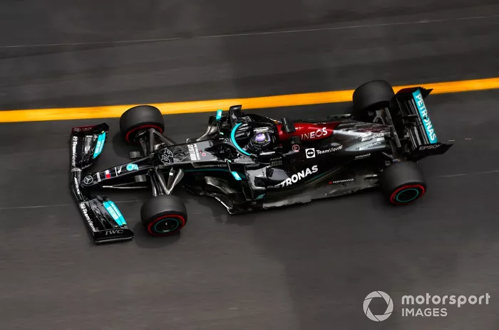 Lewis Hamilton, Mercedes W12