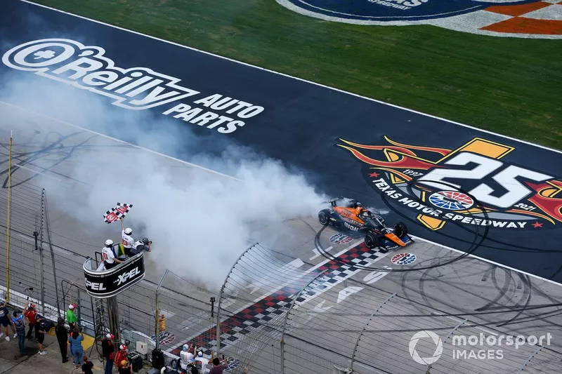 Ganador Patricio O'Ward, Arrow McLaren SP Chevrolet