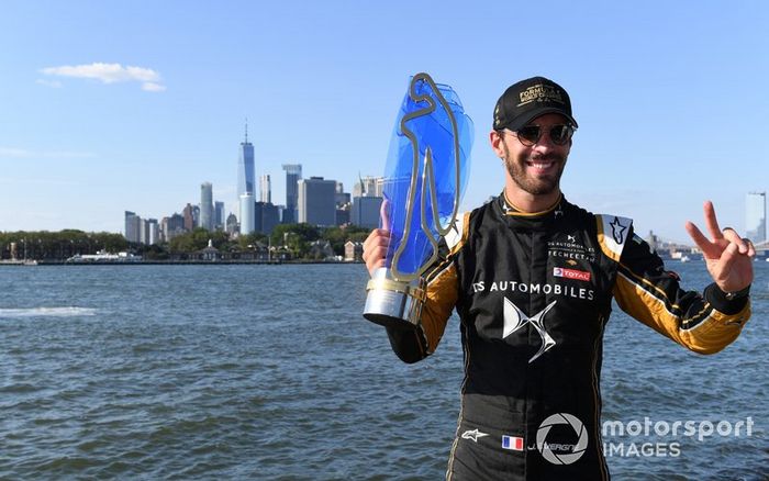 Jean-Eric Vergne sigue en DS TECHEETAH (vigente campeón)