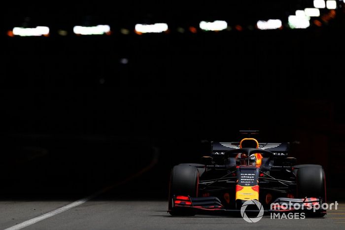 3: Max Verstappen, Red Bull Racing RB15, 1'10.641
